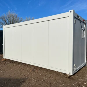 Sanitärmodul 6 × 2,44 m mit 5 WCs