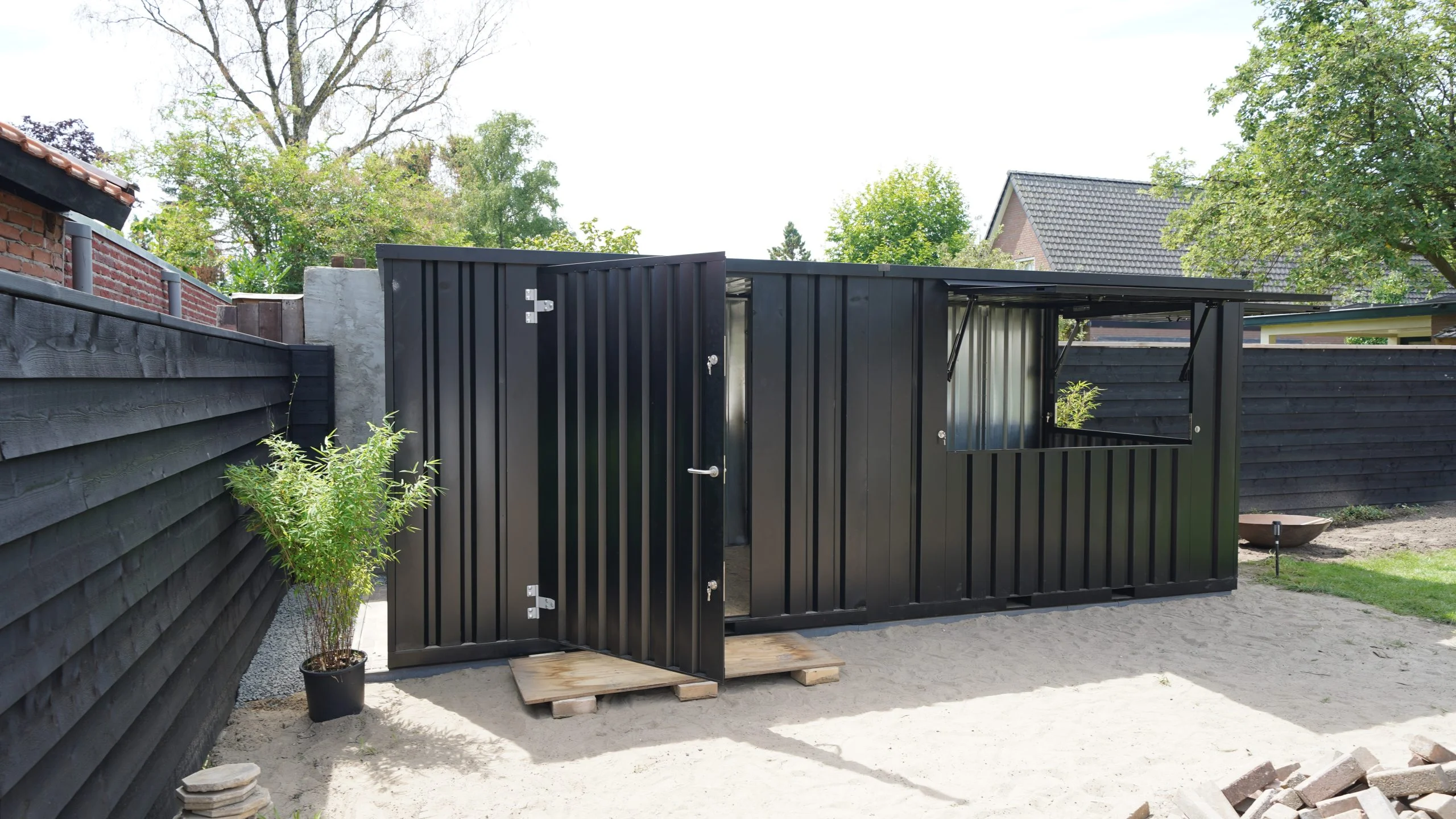 Barcontainer 6 × 2 m – Demontierbar und modular – Bild 5